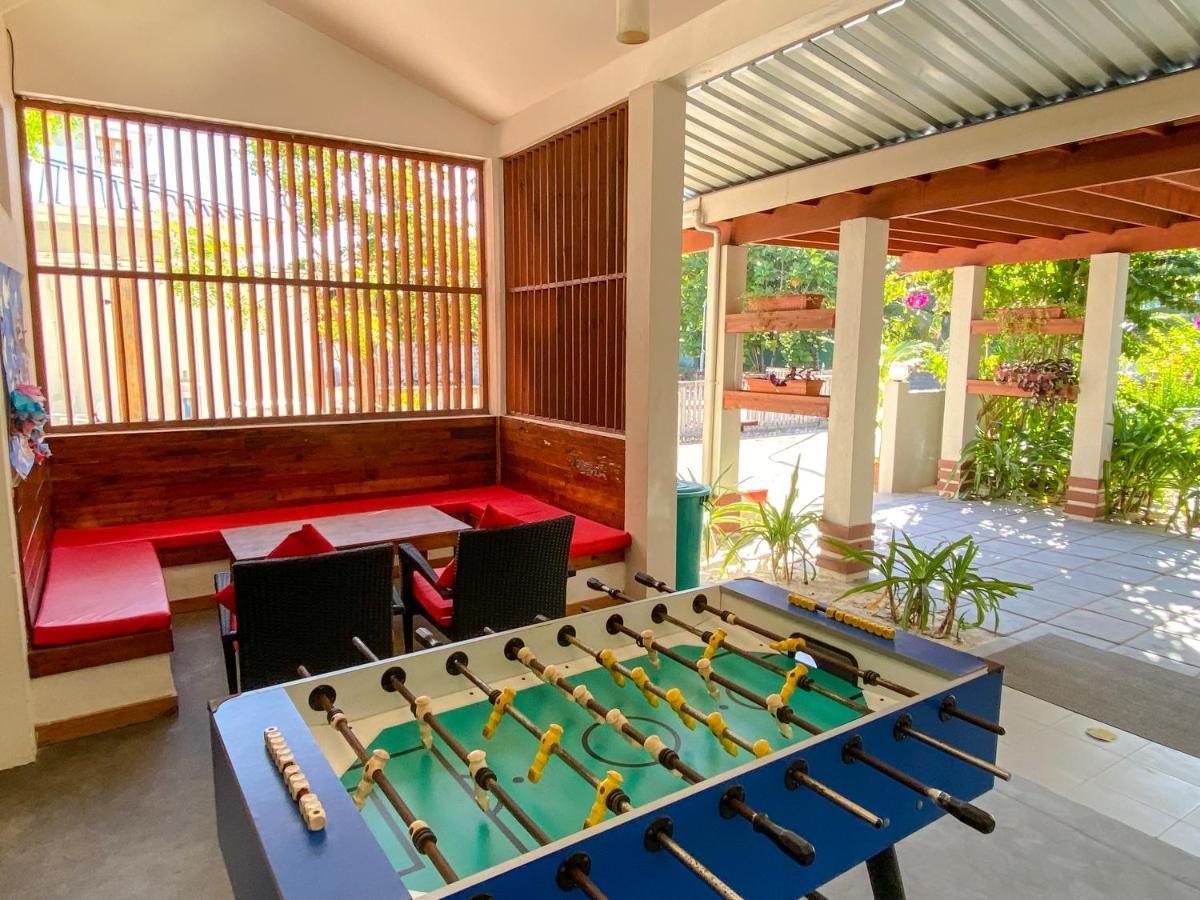 מלון דהיגורה Tme Retreats Dhigurah מראה חיצוני תמונה
