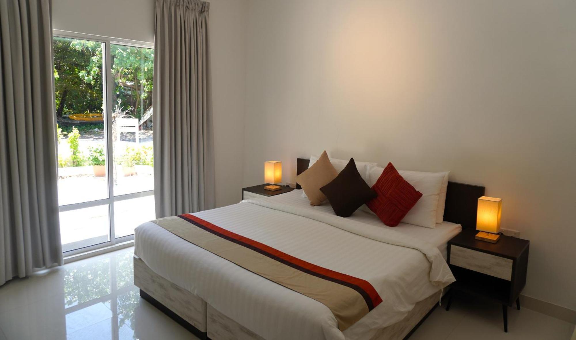 מלון דהיגורה Tme Retreats Dhigurah מראה חיצוני תמונה