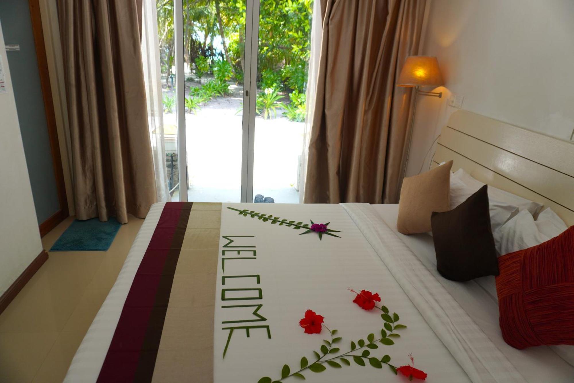 מלון דהיגורה Tme Retreats Dhigurah מראה חיצוני תמונה